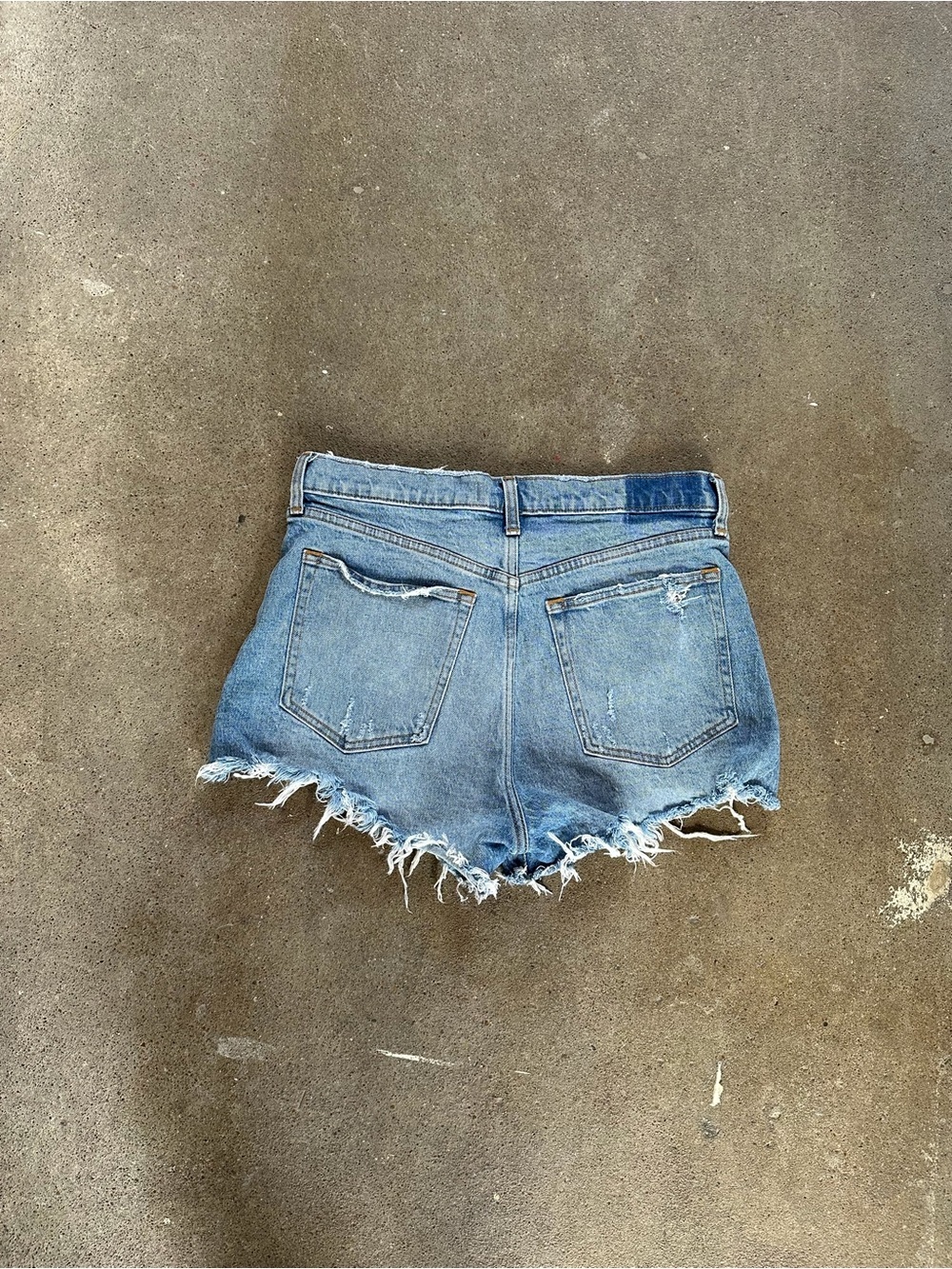 Abercrombie & Fitch The Mom Short High Rise Medium Wash Size 30|10 Denim Cotton - Picture 8 of 10
